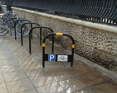 Powder Coated Reflective Tape Bike Stand